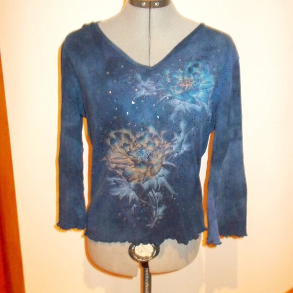 Old Navy blue and gold top with 3/4 length sleeves in L - Picture 1 of 2